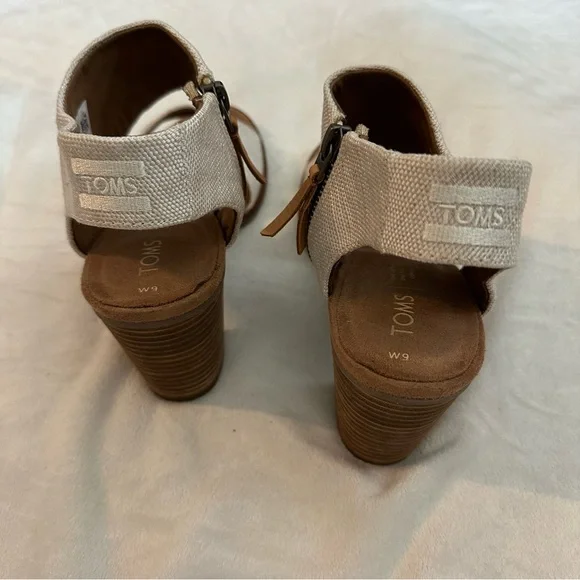 Toms Heels - Picture 4 of 6